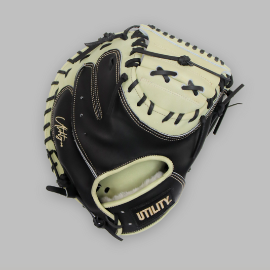 J9 UTILITY 33" | RHT | CATCHER'S MITT